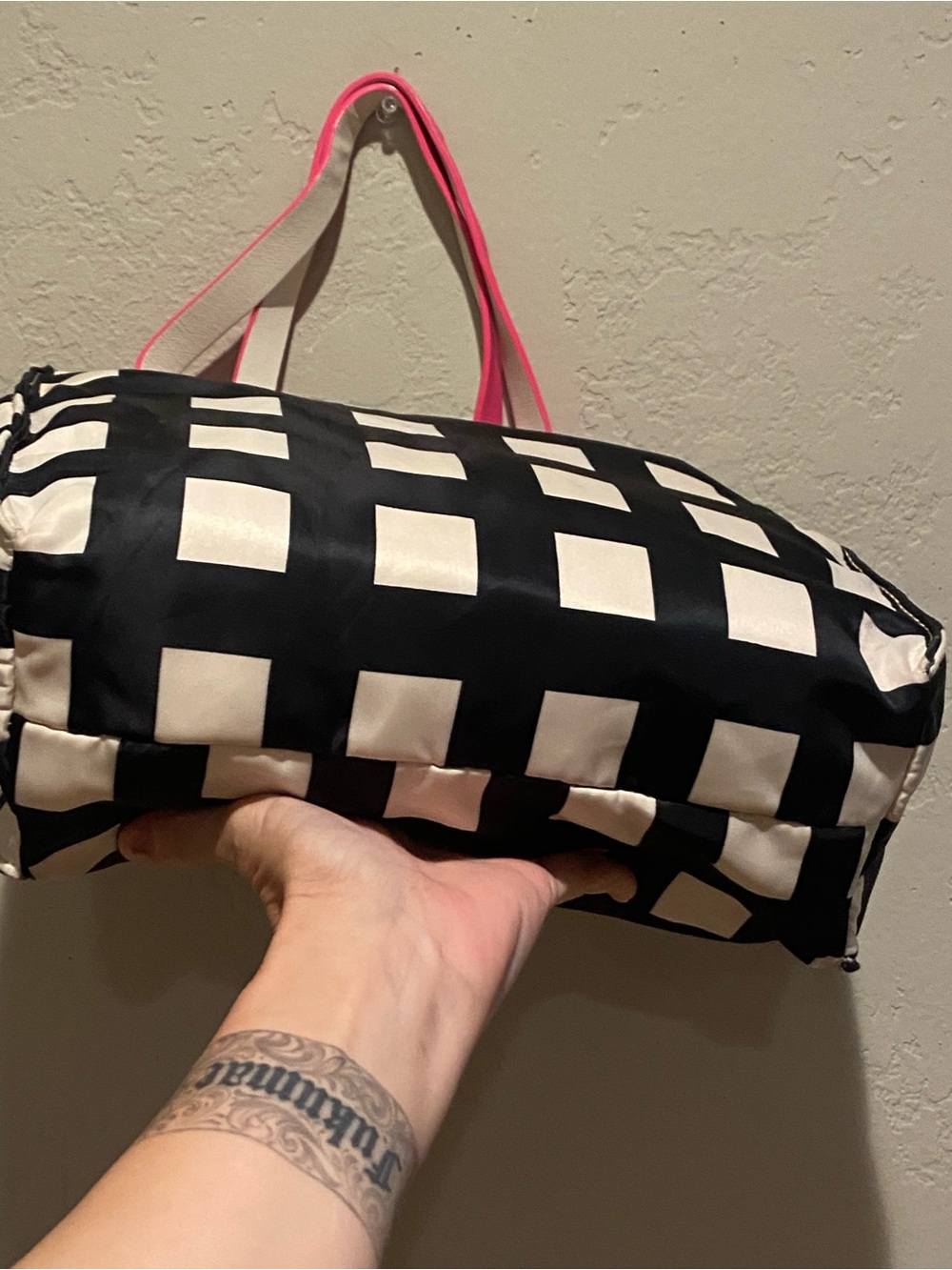 kate spade Berry Street Elise Tote Bag with Pink Leather Handles EUC! 11x10 - Picture 4 of 13
